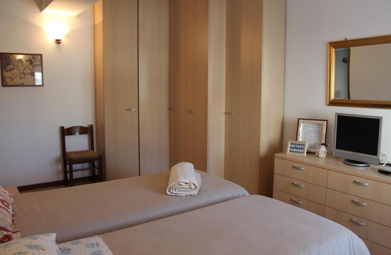 B. & B. Nabucco Bed and Breakfast Parma Buitenkant foto